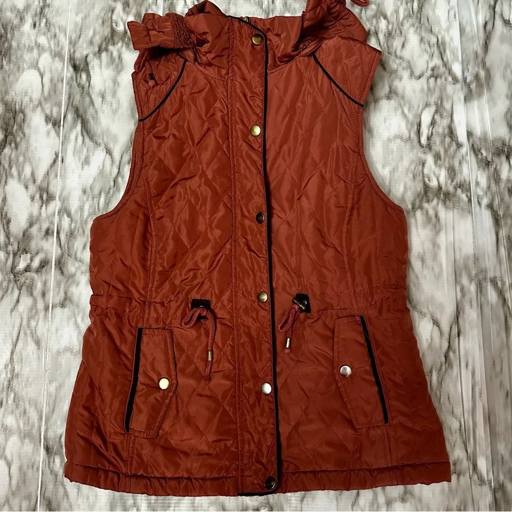 Love Tree Sz M Puffer Draw String Vest Gorpcore Crunchy Cozy Fall Pumpkin Patch